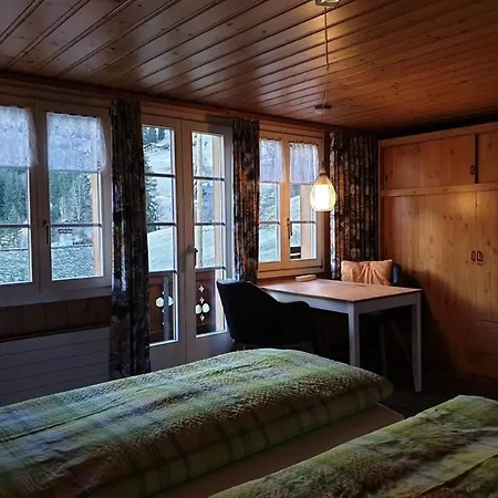 アパート Bei Der Arve 4 Bett By Interhome